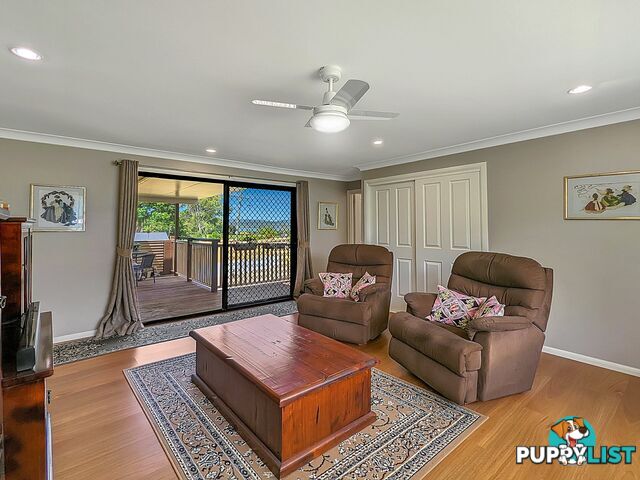 130-132 LUCAS dr LAMB ISLAND QLD 4184