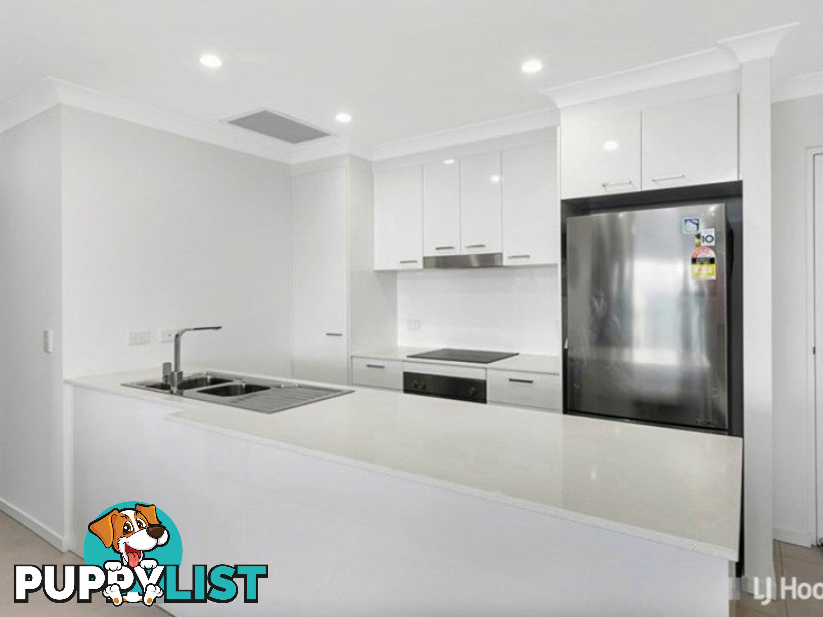 Apartment 21/152 Broadwater Terrace REDLAND BAY QLD 4165