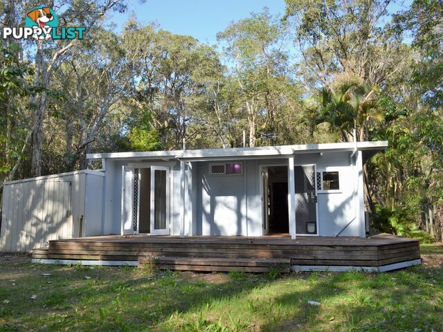 90 Charles Terrace MACLEAY ISLAND QLD 4184