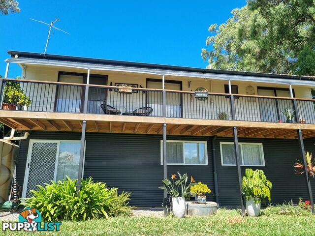 8 Pandora Court MACLEAY ISLAND QLD 4184