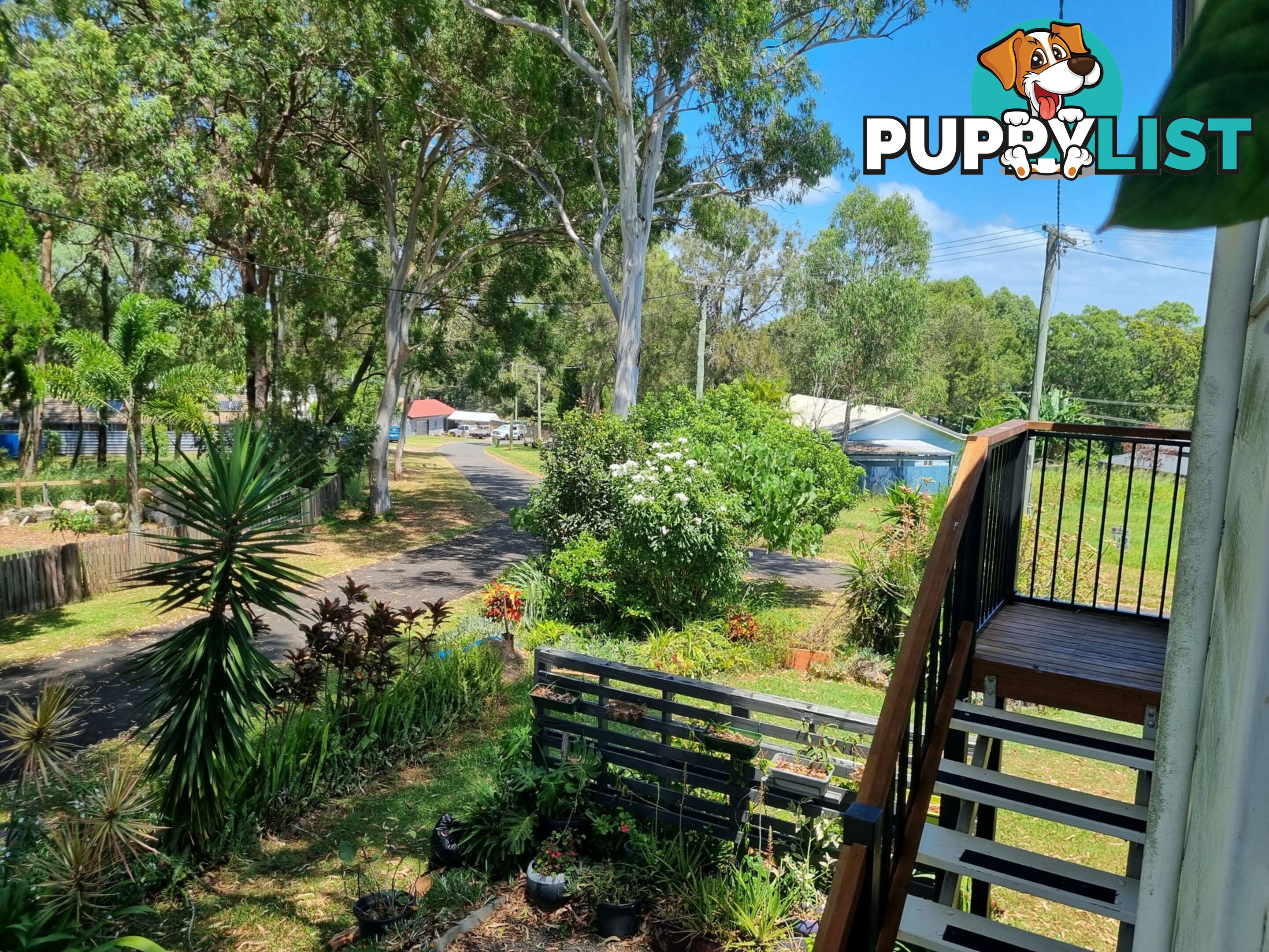 8 Pandora Court MACLEAY ISLAND QLD 4184