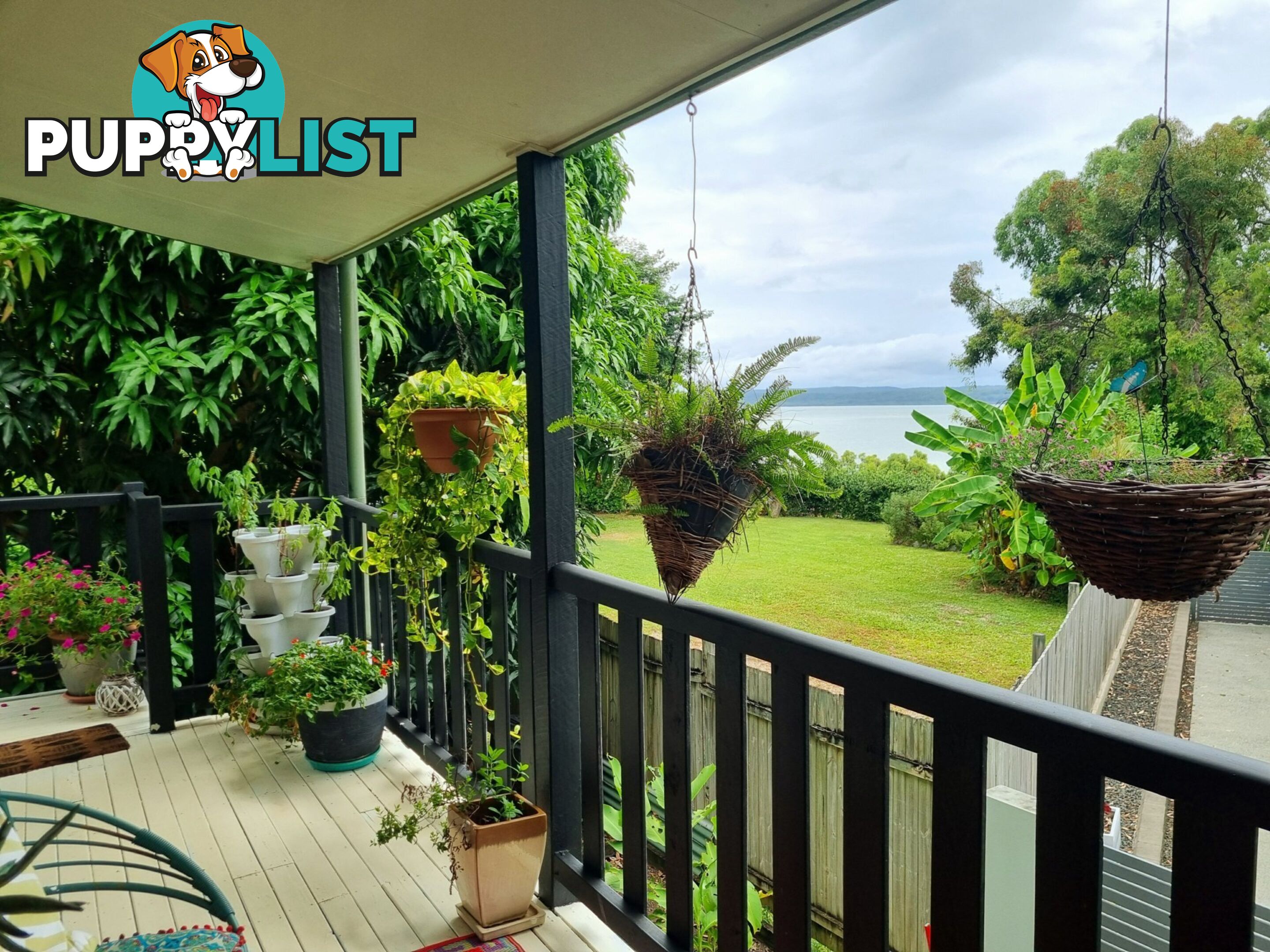 8 Pandora Court MACLEAY ISLAND QLD 4184