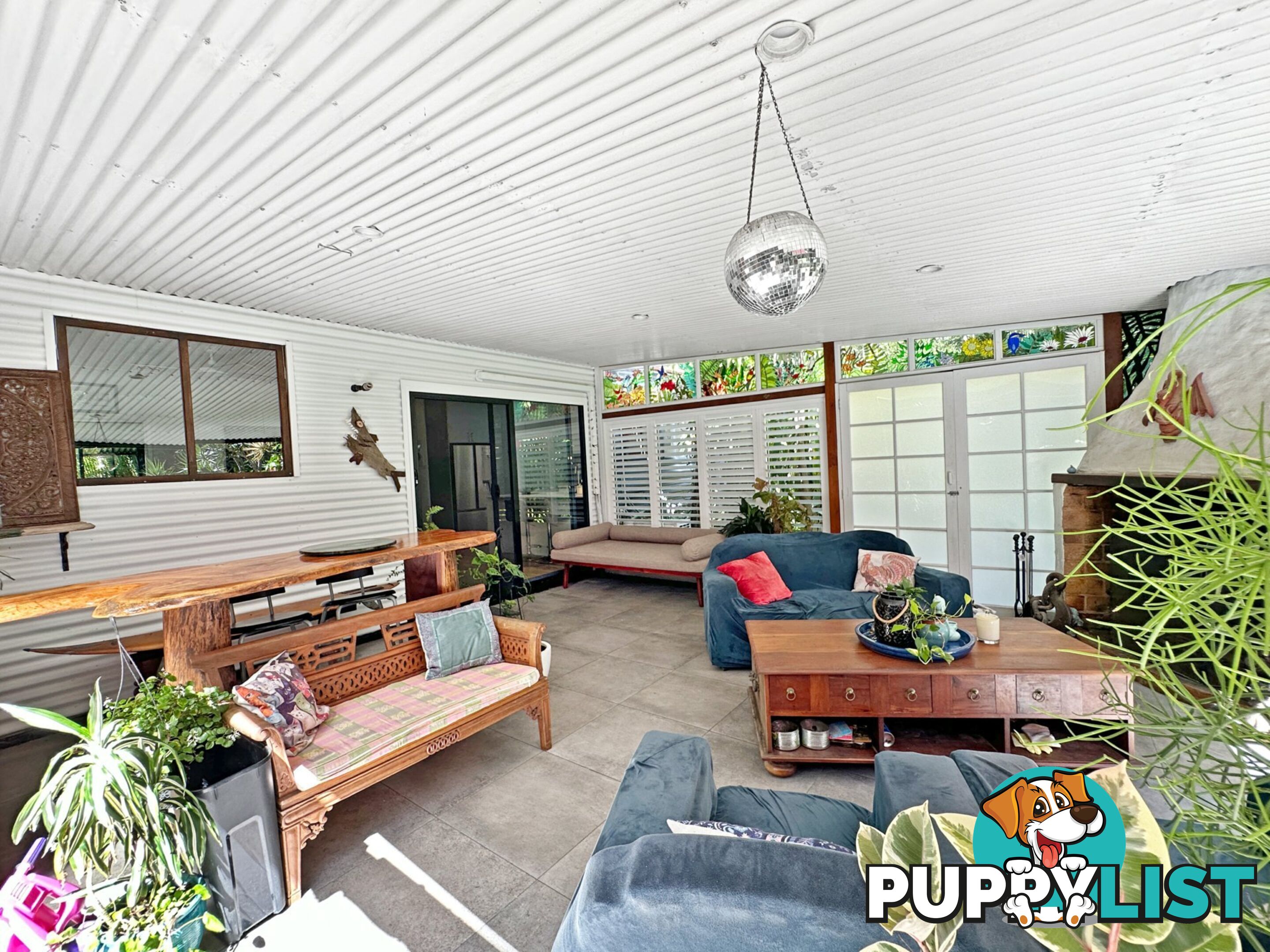 78 Charles street MACLEAY ISLAND QLD 4184