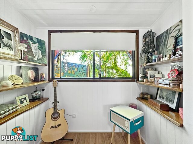 78 Charles street MACLEAY ISLAND QLD 4184