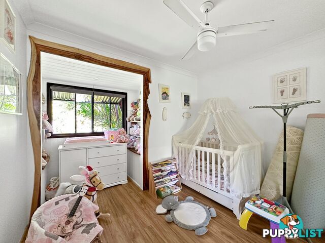 78 Charles street MACLEAY ISLAND QLD 4184