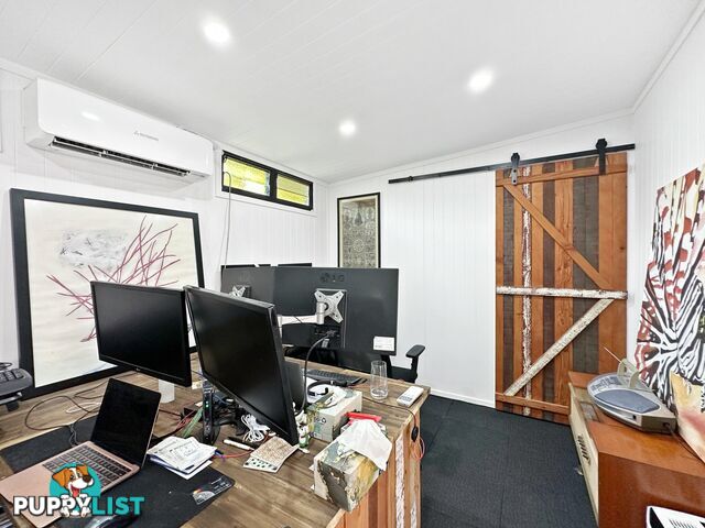 78 Charles street MACLEAY ISLAND QLD 4184