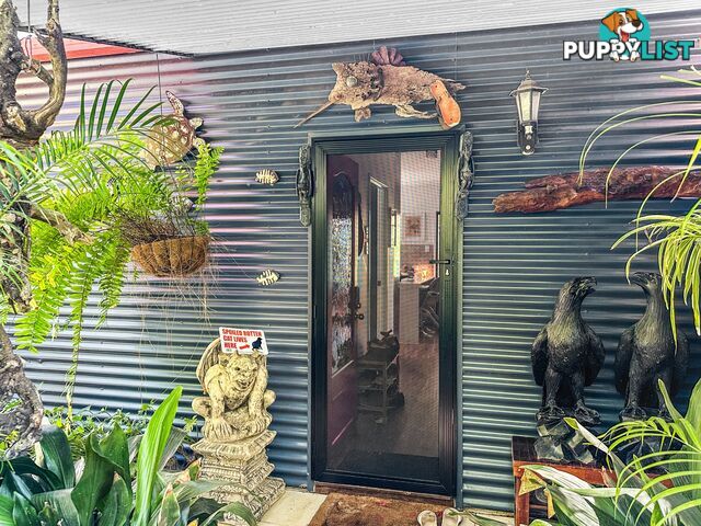 78 Charles street MACLEAY ISLAND QLD 4184