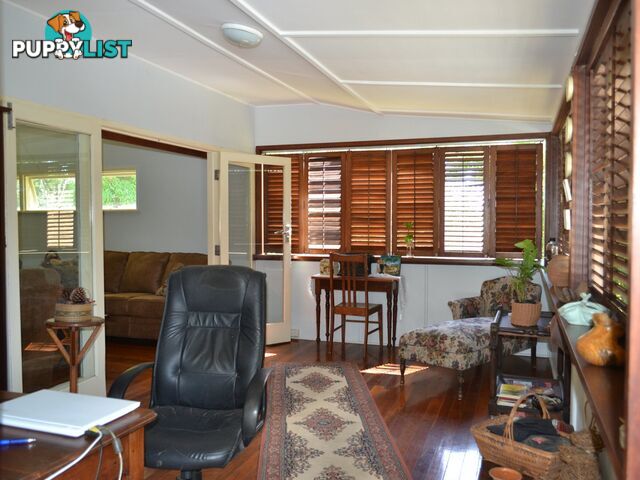 29 Wharf Street MACLEAY ISLAND QLD 4184