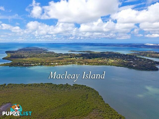 32 Udara Drive MACLEAY ISLAND QLD 4184