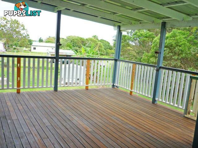 15 Hamilton Parade MACLEAY ISLAND QLD 4184