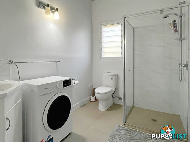 60 Eastbourne Terrace MACLEAY ISLAND QLD 4184