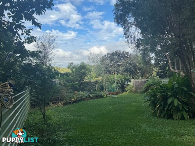 12 McBean Road KARRAGARRA ISLAND QLD 4184