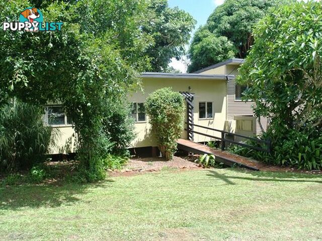 19 Blue Waters Crescent MACLEAY ISLAND QLD 4184