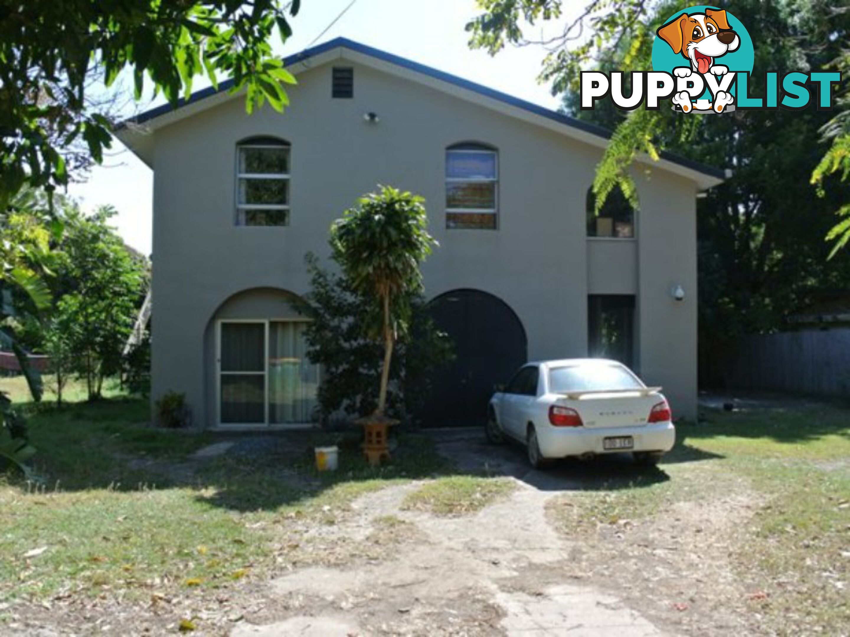 72 Charles Tce MACLEAY ISLAND QLD 4184