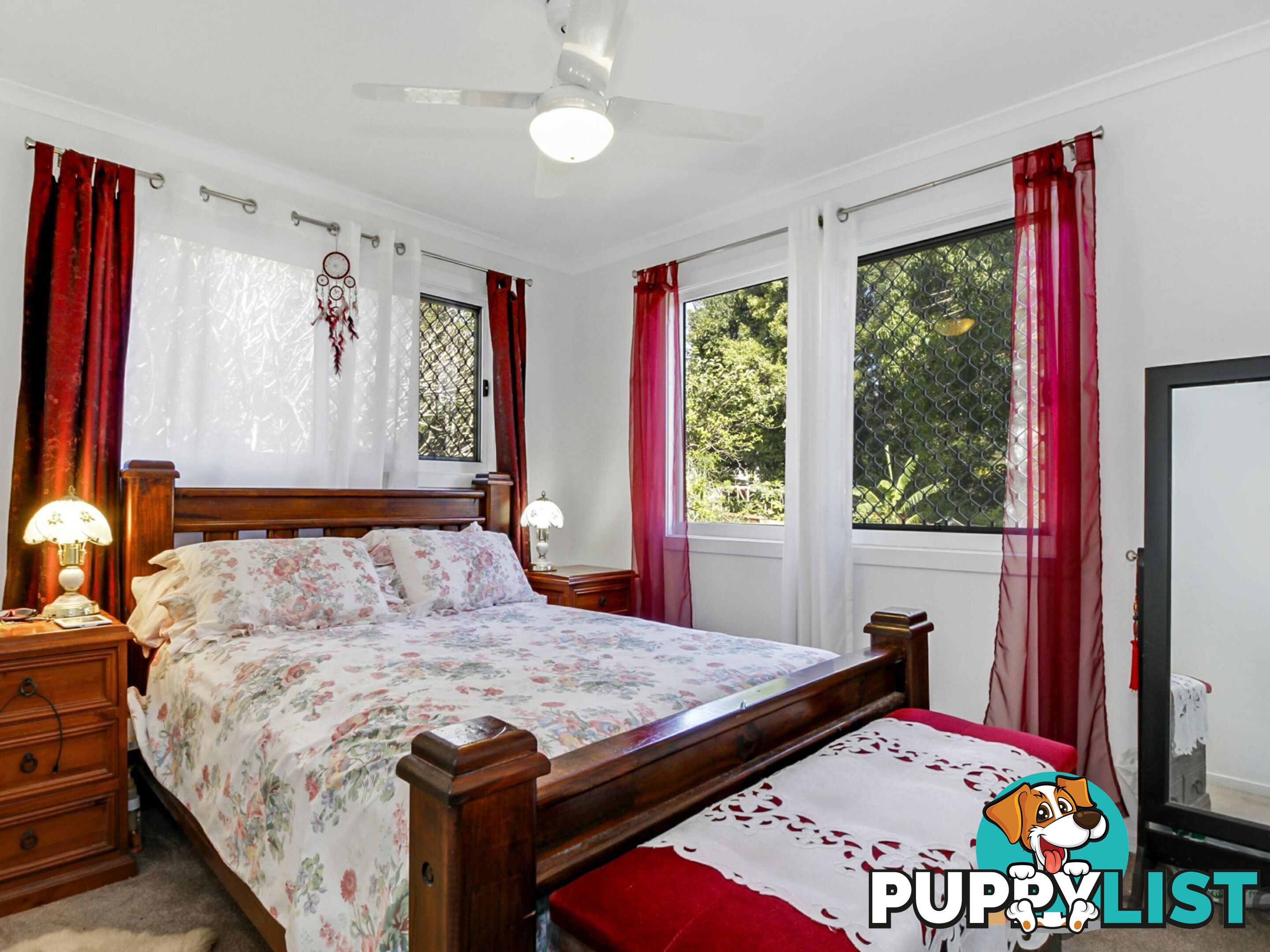 20 Eastbourne Terrace MACLEAY ISLAND QLD 4184