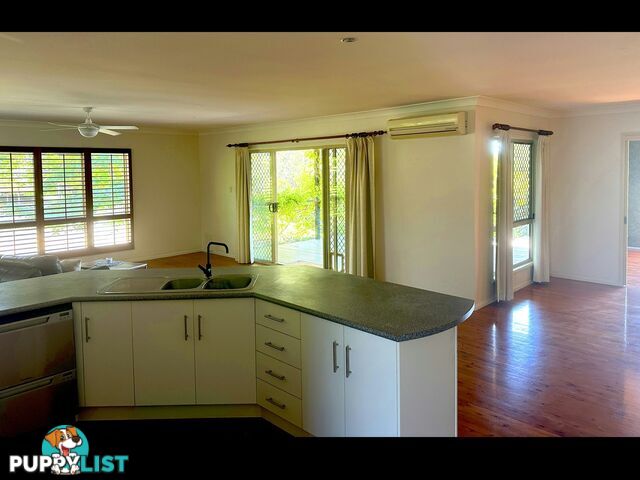 18 George Street MACLEAY ISLAND QLD 4184