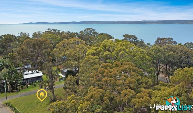 6 Double Bay Street MACLEAY ISLAND QLD 4184