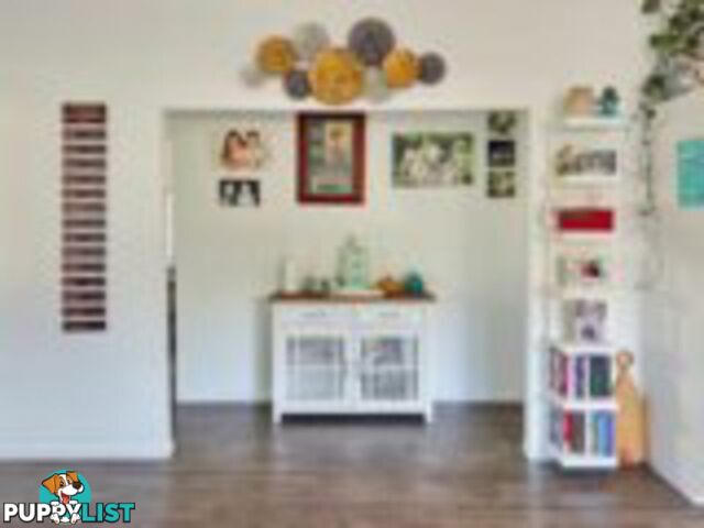 1 Vine Street MACLEAY ISLAND QLD 4184