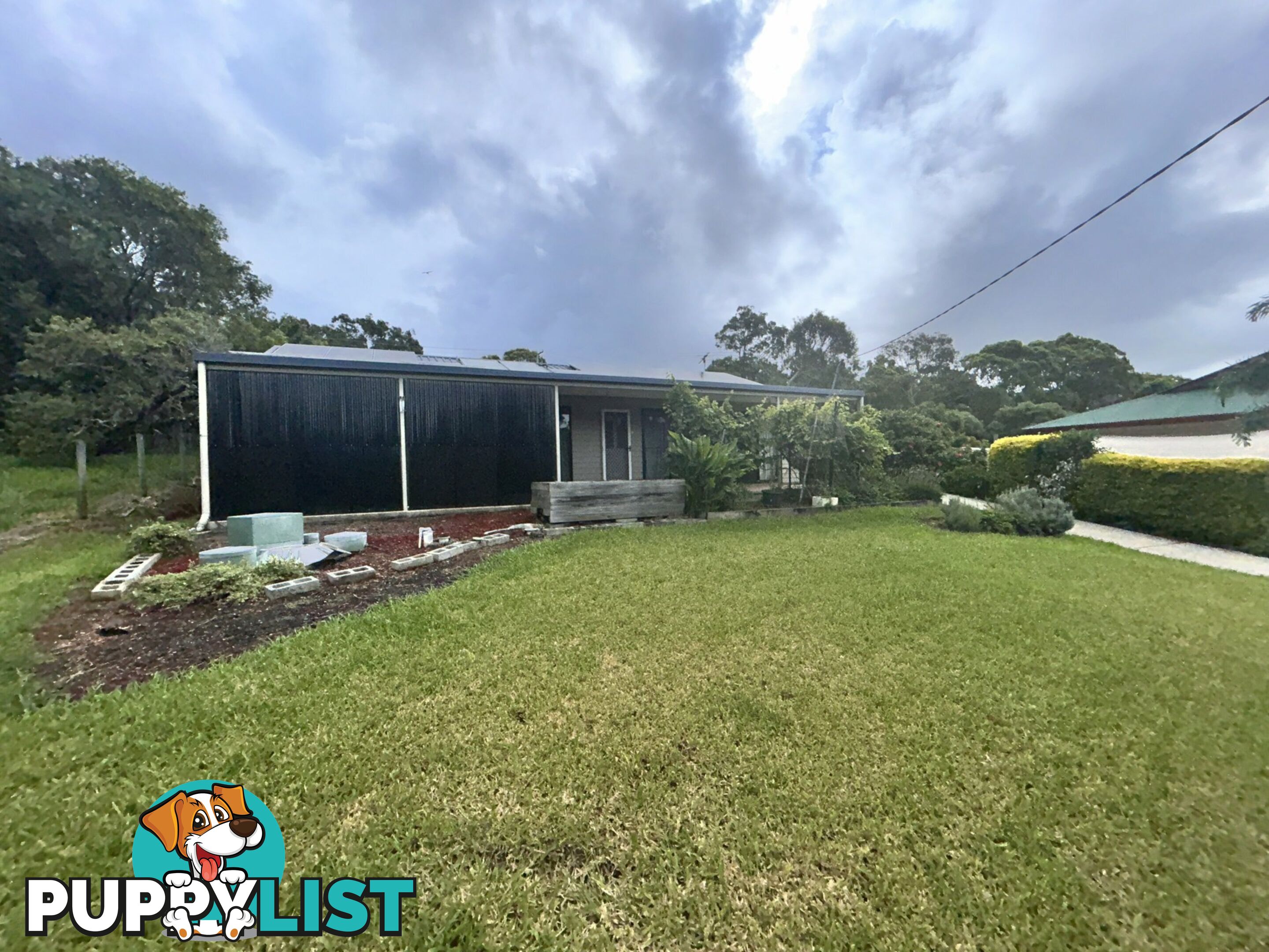 8 Granadilla Street MACLEAY ISLAND QLD 4184