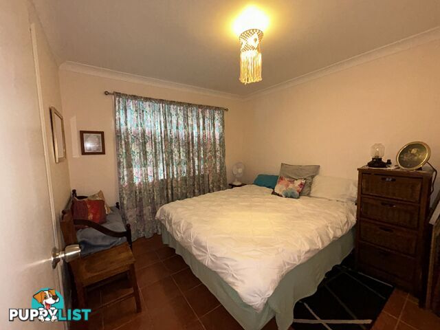 8 Granadilla Street MACLEAY ISLAND QLD 4184