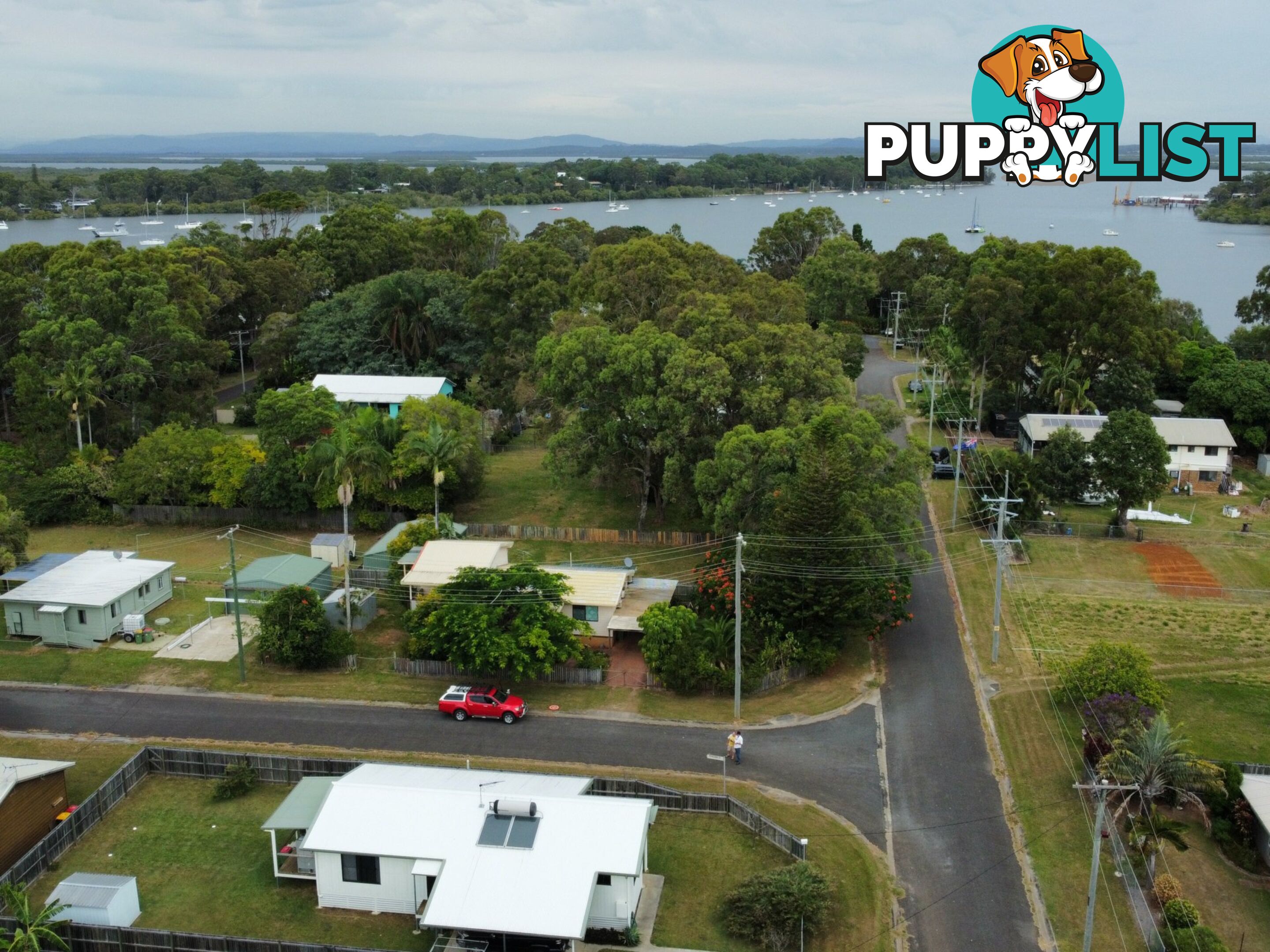 28 CREST HAVEN LAMB ISLAND QLD 4184