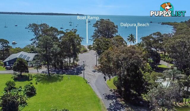 21 Kim Crescent MACLEAY ISLAND QLD 4184