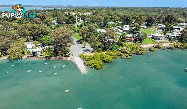 21 Kim Crescent MACLEAY ISLAND QLD 4184