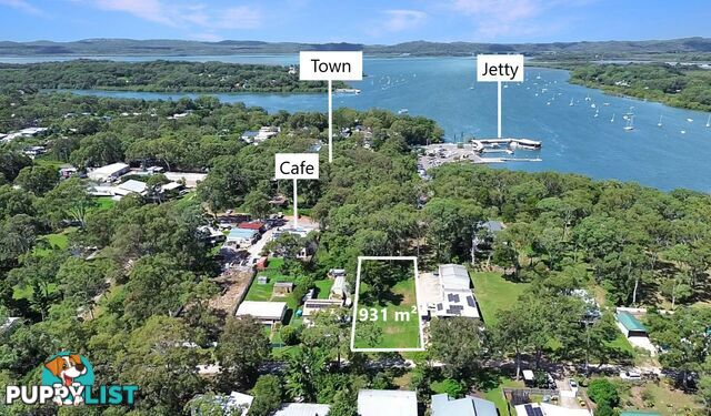 18 Cliff Terrace MACLEAY ISLAND QLD 4184