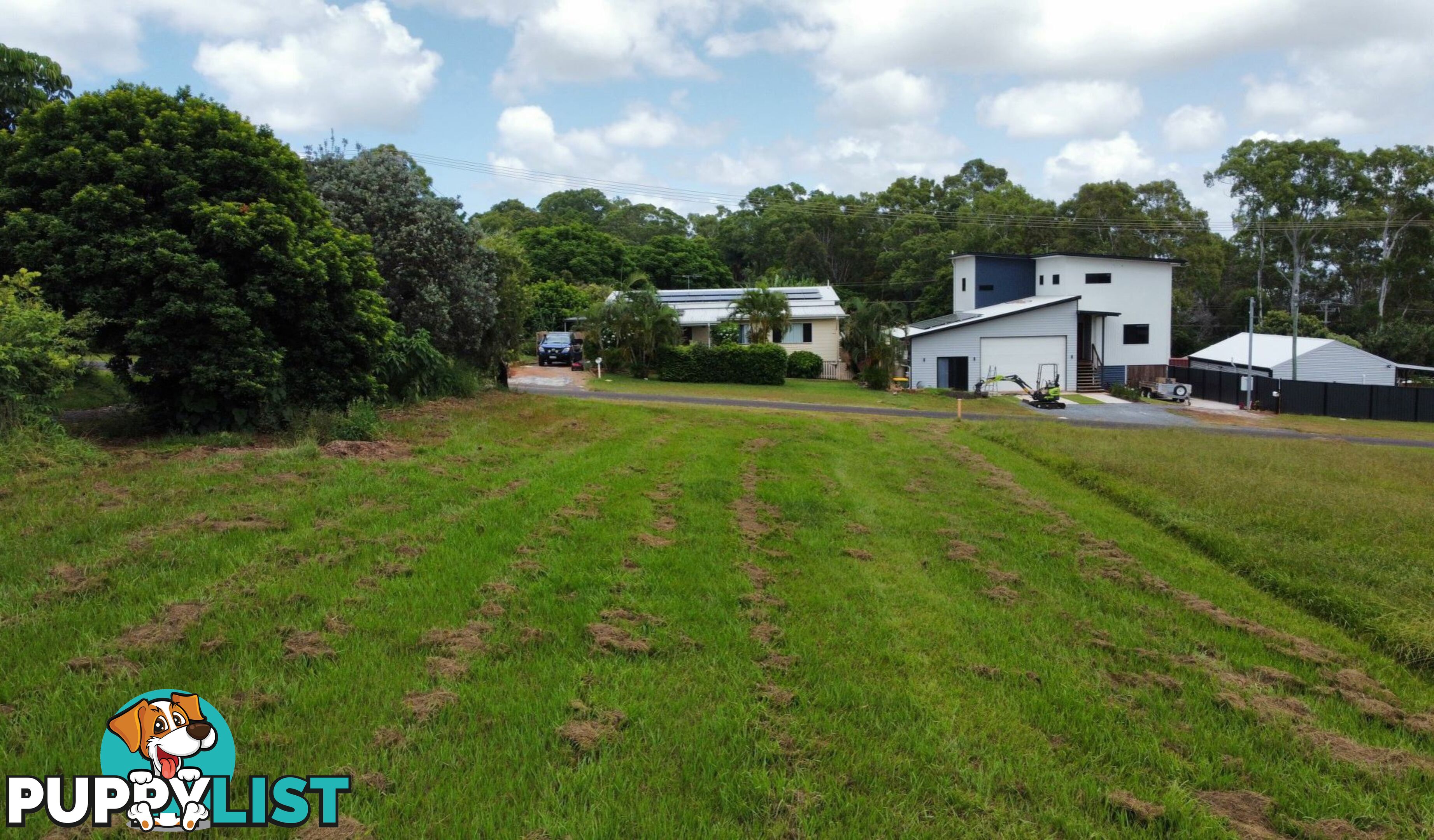 15 Eastbourne Terrace MACLEAY ISLAND QLD 4184