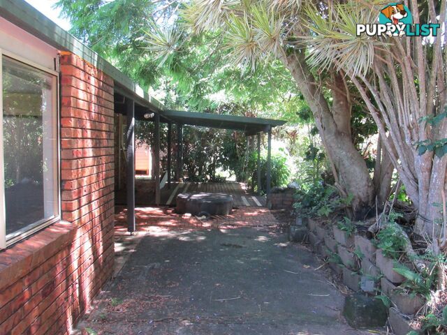 5 Eastbourne Terrace MACLEAY ISLAND QLD 4184