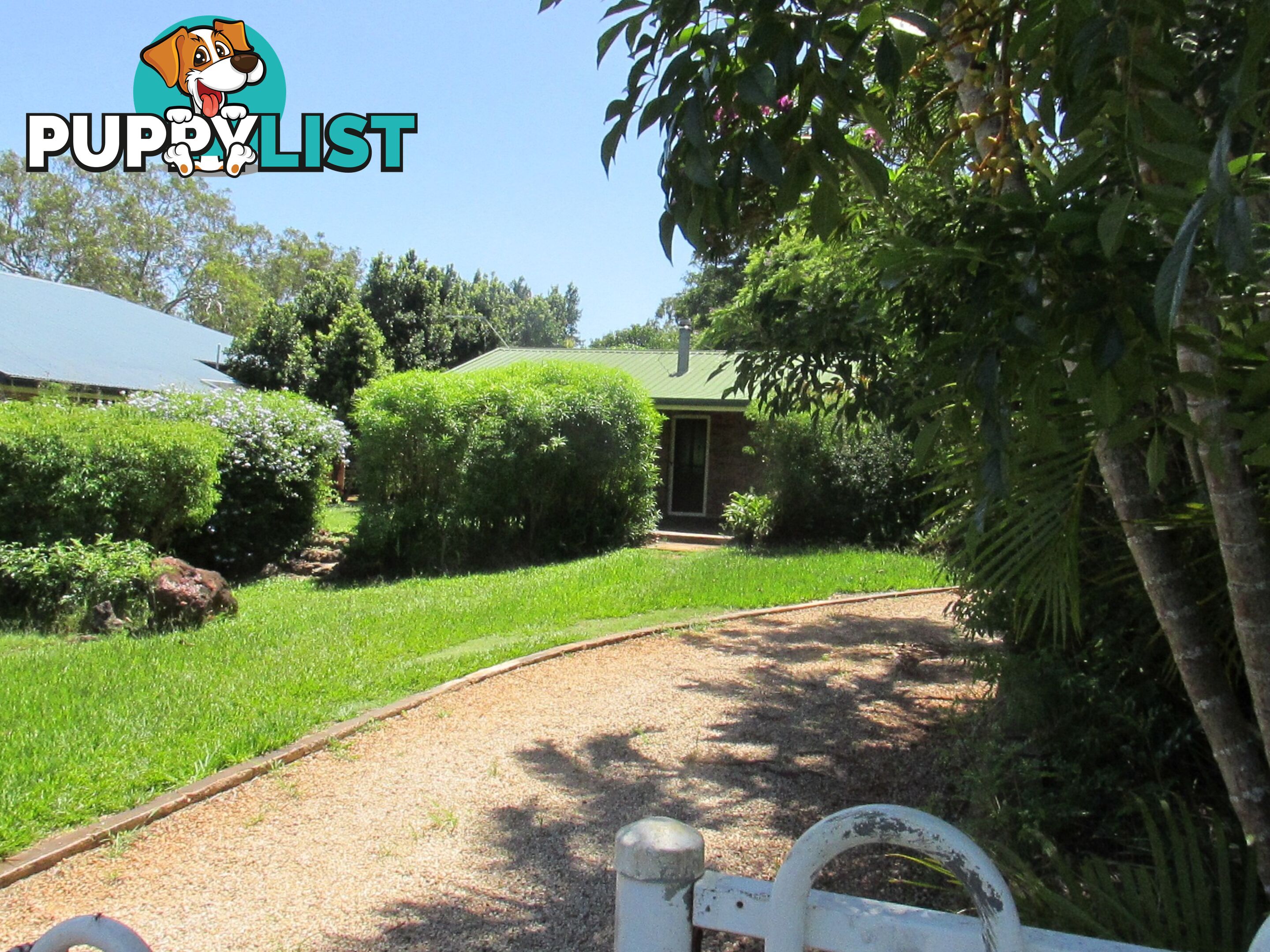 5 Eastbourne Terrace MACLEAY ISLAND QLD 4184