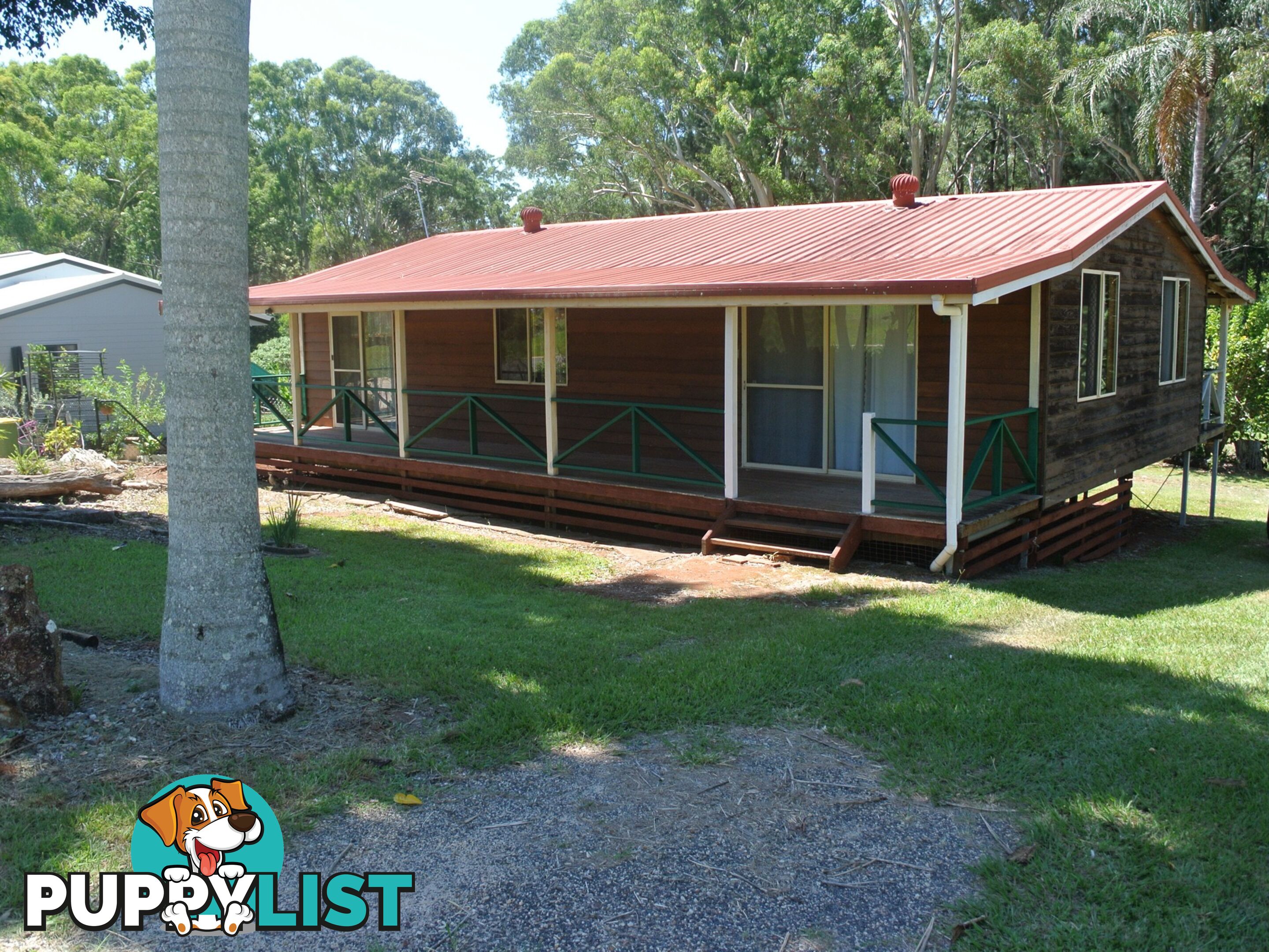 5 Frenchem Tce MACLEAY ISLAND QLD 4184