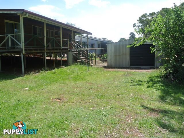 5 Frenchem Tce MACLEAY ISLAND QLD 4184