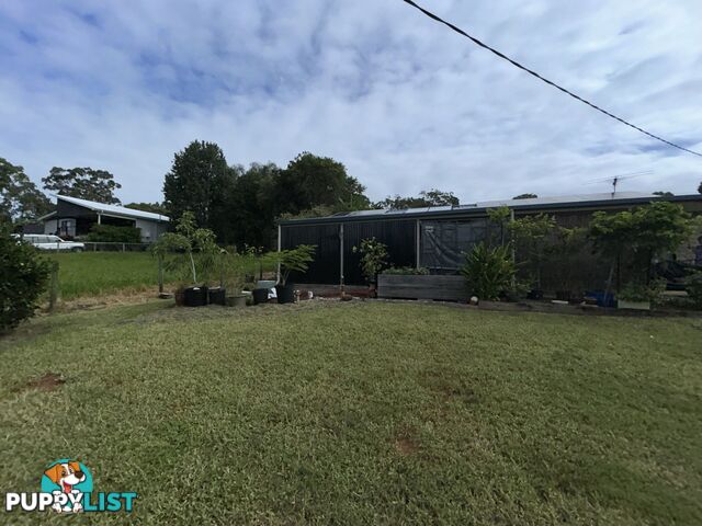 8 Granadilla MACLEAY ISLAND QLD 4184