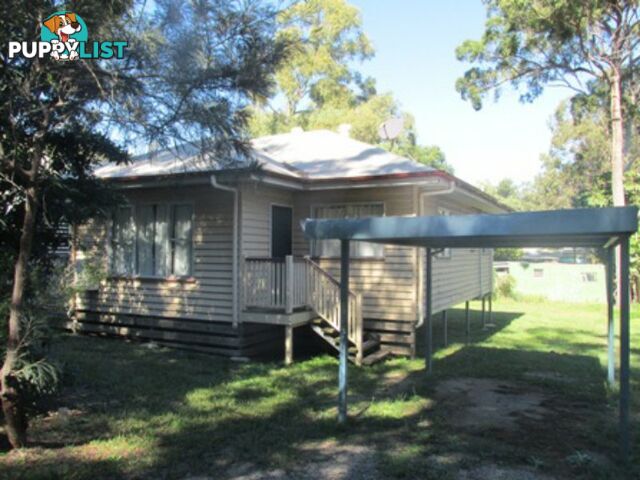 22 Tingarra  St MACLEAY ISLAND QLD 4184