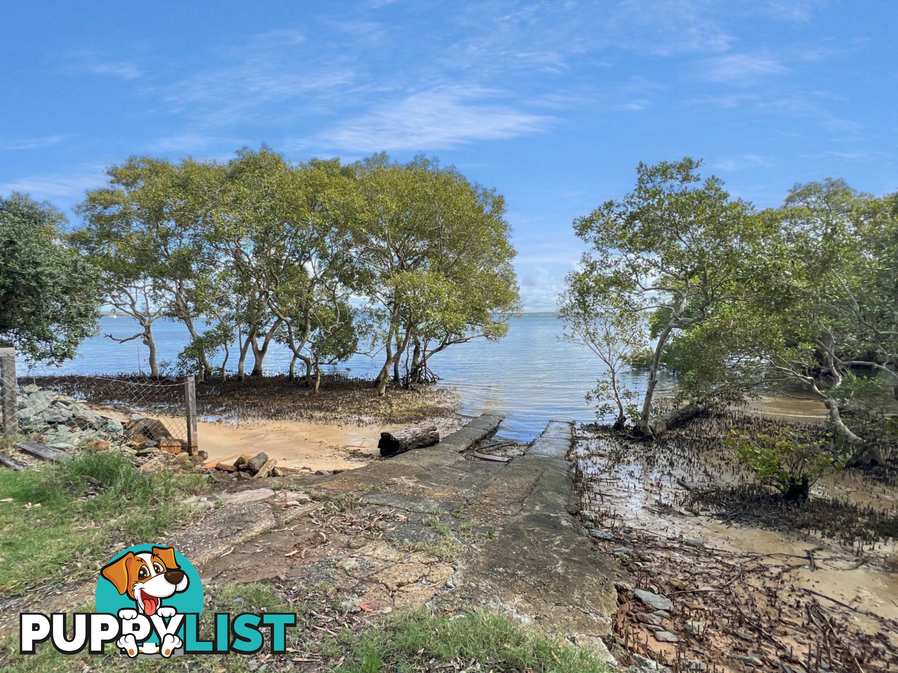 8 Attunga Street MACLEAY ISLAND QLD 4184