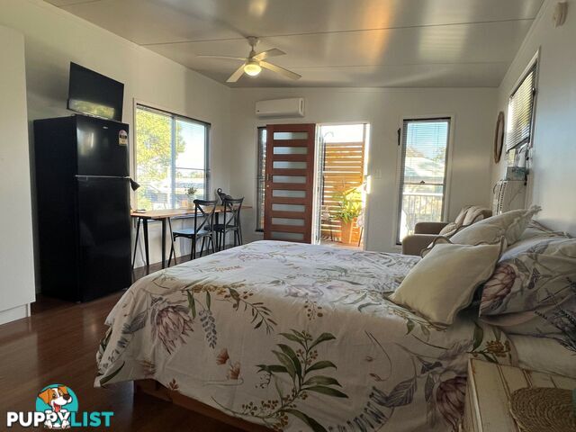 60A Eastbourne Tce MACLEAY ISLAND QLD 4184