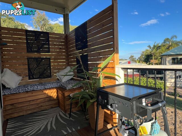 60A Eastbourne Tce MACLEAY ISLAND QLD 4184