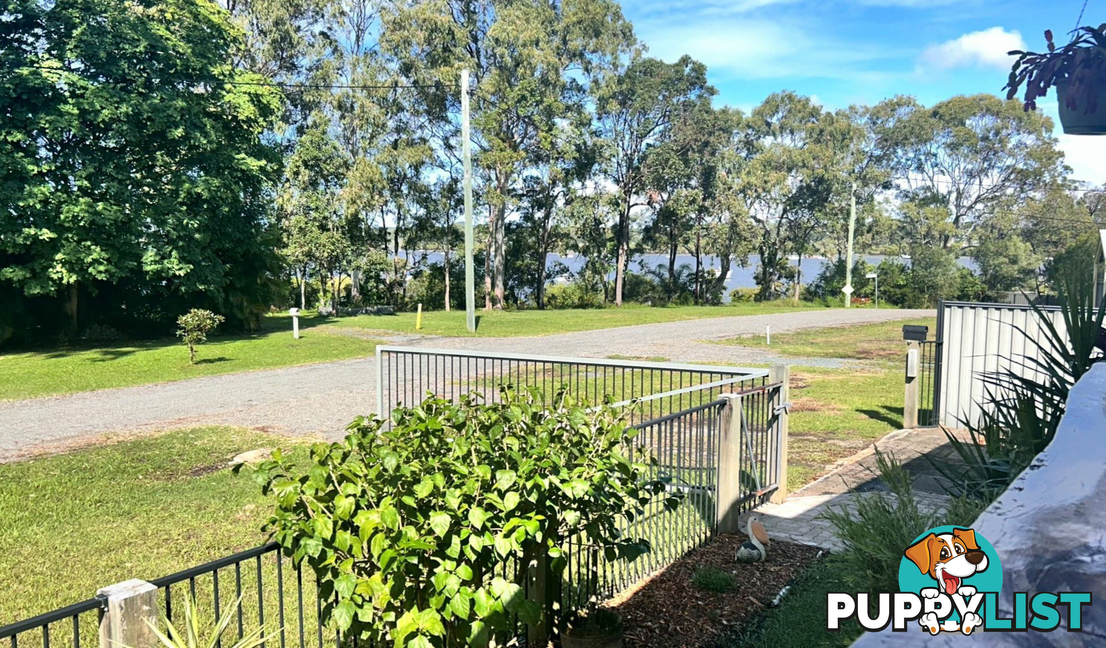 66 Eastbourne Terrace MACLEAY ISLAND QLD 4184