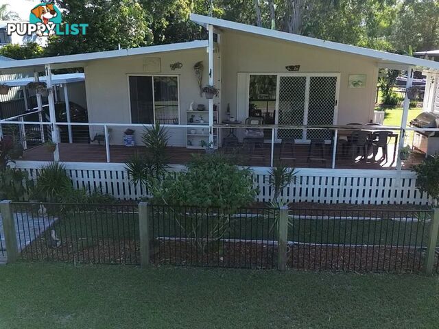66 Eastbourne Terrace MACLEAY ISLAND QLD 4184