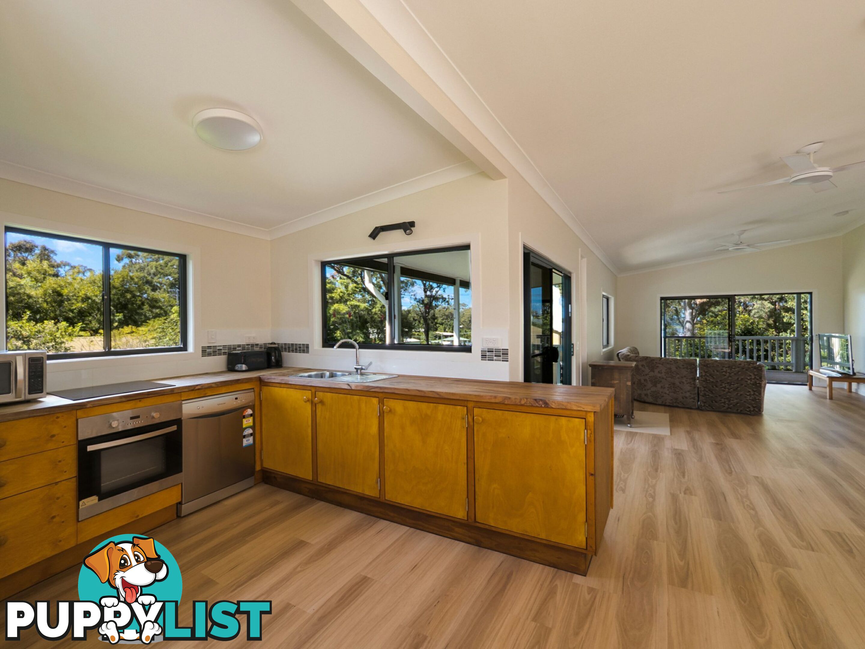 28 Lucas Dr LAMB ISLAND QLD 4184