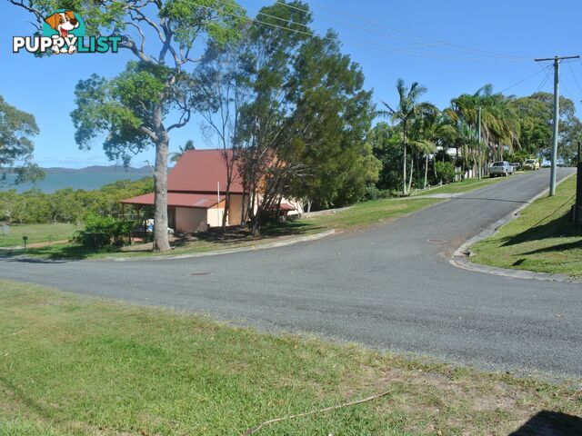 35 Kooberry  Street MACLEAY ISLAND QLD 4184