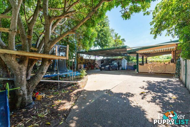 8 Albatross Street VICTORIA POINT QLD 4165