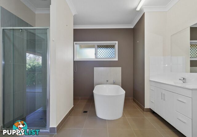 14 Leanne street MACLEAY ISLAND QLD 4184