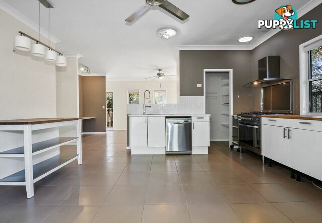 14 Leanne street MACLEAY ISLAND QLD 4184