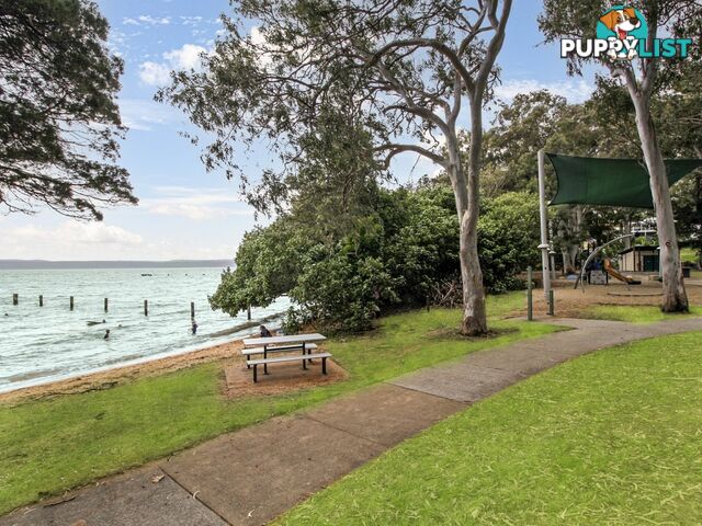 80-82 Coondooroopa Drive MACLEAY ISLAND QLD 4184