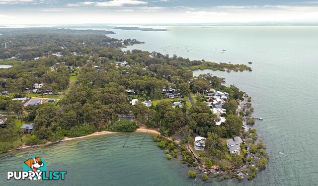 80-82 Coondooroopa Drive MACLEAY ISLAND QLD 4184