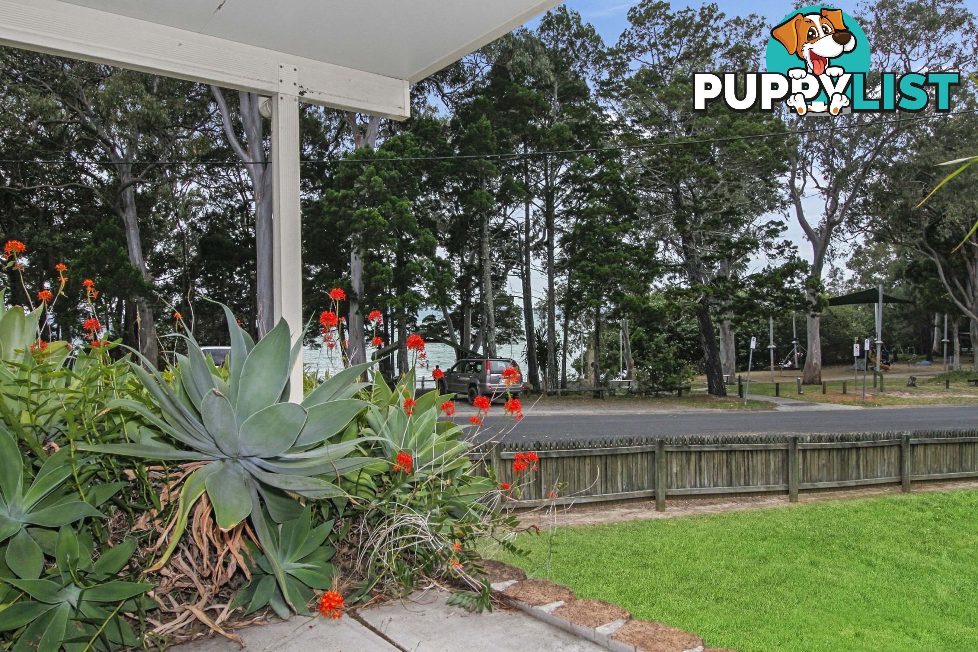 80-82 Coondooroopa Drive MACLEAY ISLAND QLD 4184