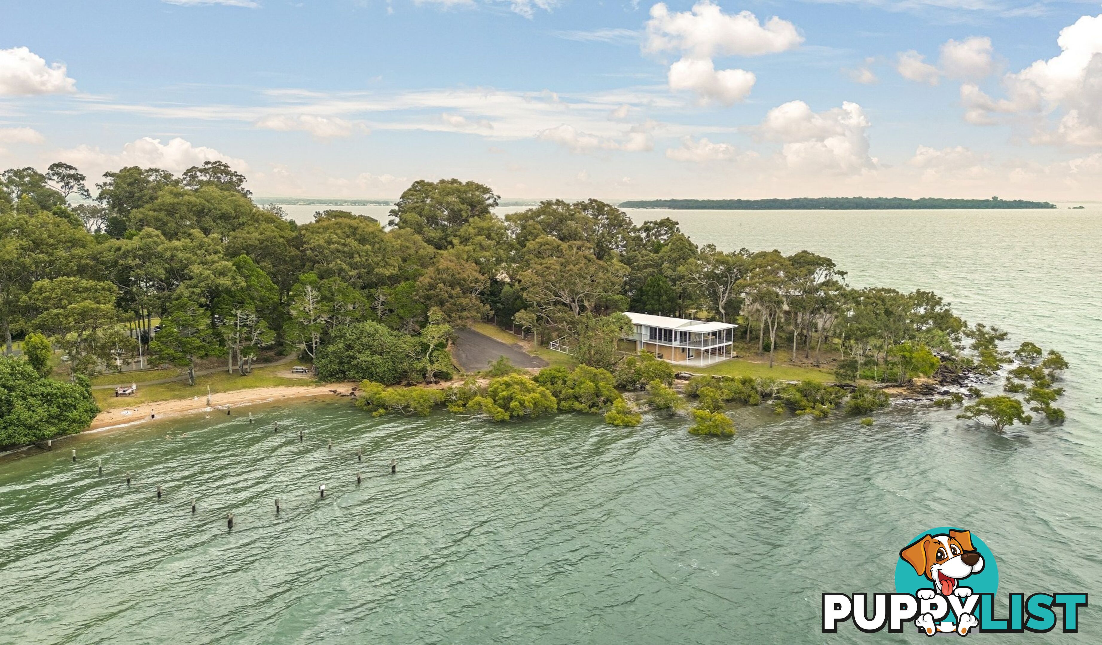 80-82 Coondooroopa Drive MACLEAY ISLAND QLD 4184