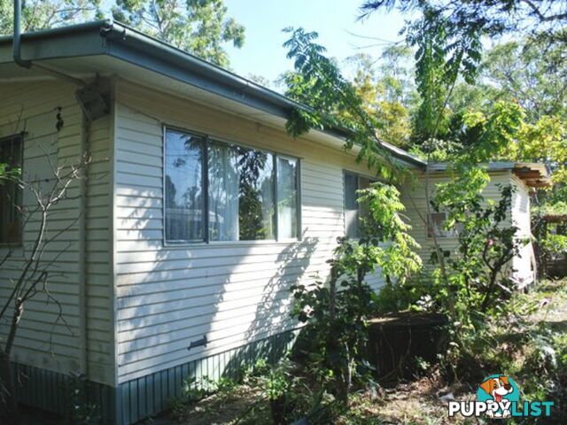 2-4 Panaroo Street MACLEAY ISLAND QLD 4184